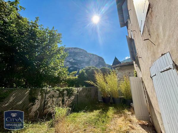 Appartement à louer 4 pièces 111.3m² Sassenage (38360)