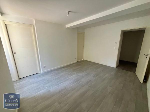 Appartement à louer 4 pièces 111.3m² Sassenage (38360)