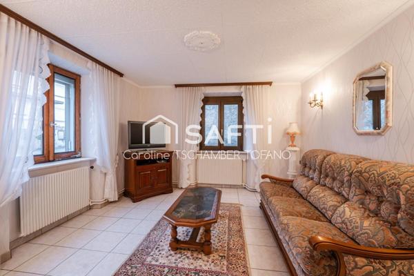 Maison familiale 159 m² - 6 chambres - Grange - Terrain de 677 m²