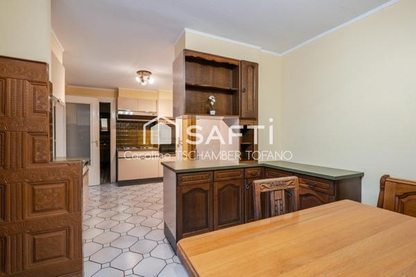 Maison familiale 159 m² - 6 chambres - Grange - Terrain de 677 m²