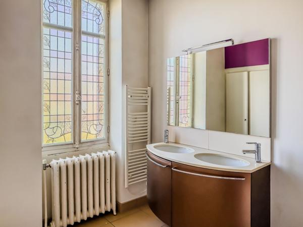 Vente Maison de luxe Dijon 8 Pièces 250 m²
