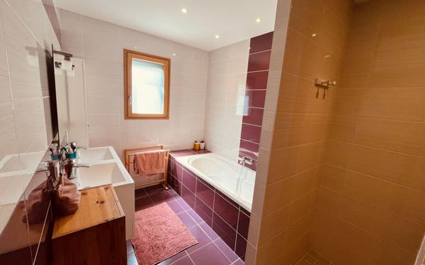 Maison à vendre    5 pièces •  Étaules