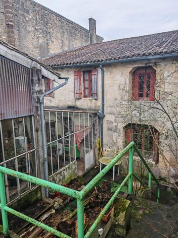 Maison De Ville 8 pièces 182m²