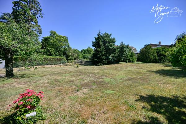 Appartement ATTIQUE de 118.01m² 4 pièces avec terrasse de 118.01m² - SAINT GENIS LAVAL (69)