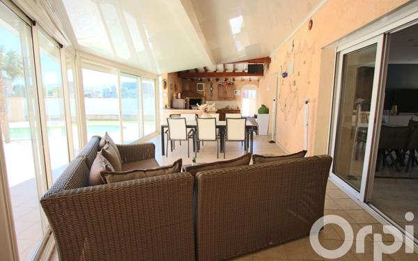 Maison à vendre    4 pièces • 208 m2 Saleilles