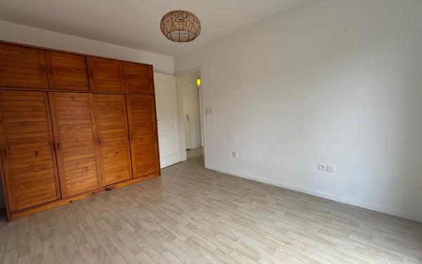 Appartement à vendre    3 pièces • 60,64 m2 Valenciennes