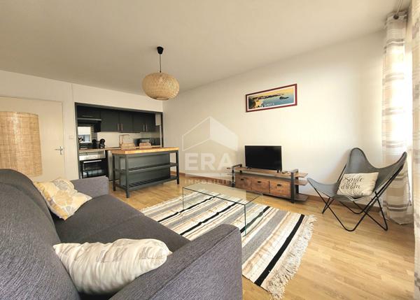 LOCATION PAU - T1 meublé de 30m² rénové avec balcon