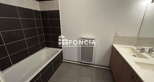 Location Appartement 3 pièces 62.76 m² - Royan 17200