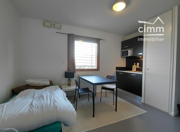 🏢 À vendre – Studio non meublé, idéal investissement locatif