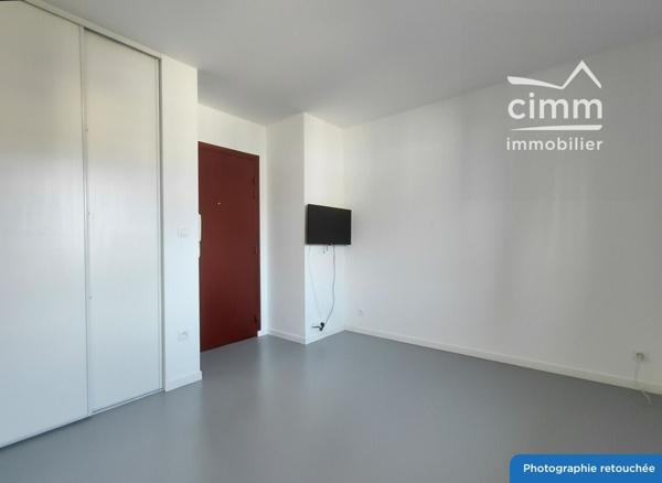 🏢 À vendre – Studio non meublé, idéal investissement locatif