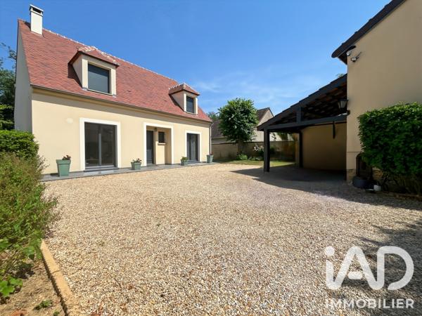 Maison à vendre 6 pièces 131 m² Brie-Comte-Robert