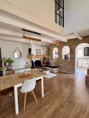 Maison familiale 5 pièces - Beaux volumes et charme assuré.