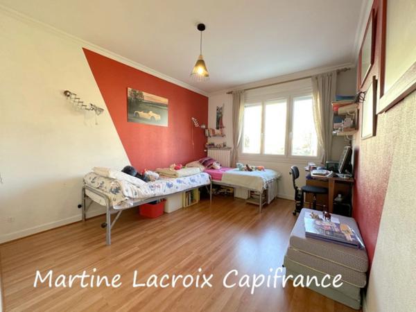 Dpt SARTHE (72), à vendre LA FERTE-BERNARD - MAISON CONTEMPORAINE  P6 de 145 m² - Terrain de 741M²
