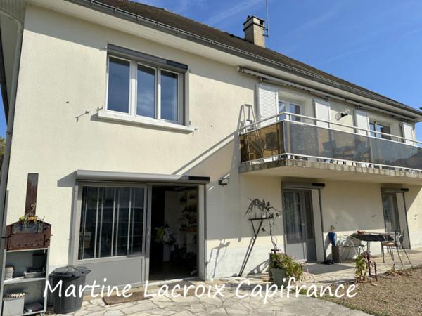 Dpt SARTHE (72), à vendre LA FERTE-BERNARD - MAISON CONTEMPORAINE  P6 de 145 m² - Terrain de 741M²