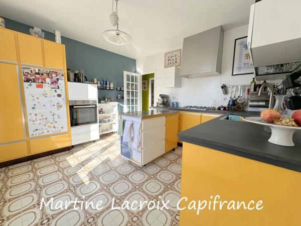 Dpt SARTHE (72), à vendre LA FERTE-BERNARD - MAISON CONTEMPORAINE  P6 de 145 m² - Terrain de 741M²