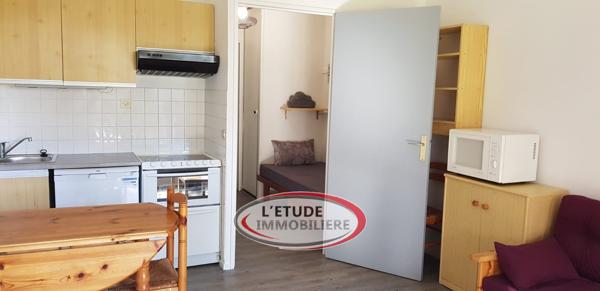 Studio cabine avec locataire en place