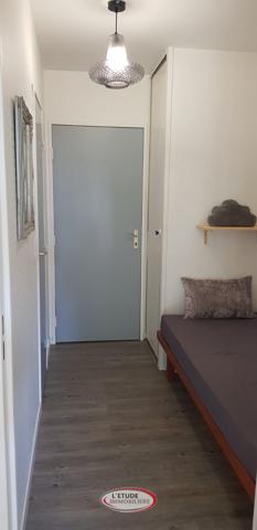 Studio cabine avec locataire en place