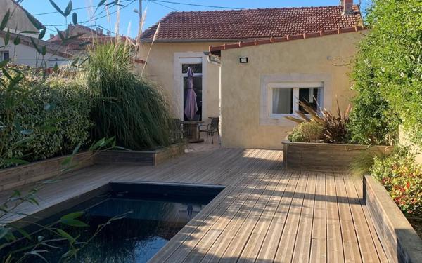 Maison à vendre    3 pièces • 74 m2 Avignon
