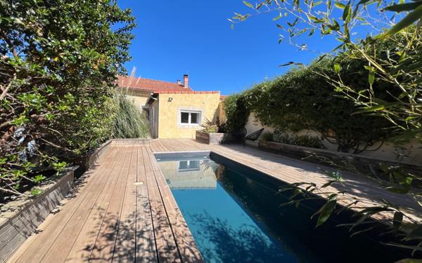 Maison à vendre    3 pièces • 74 m2 Avignon