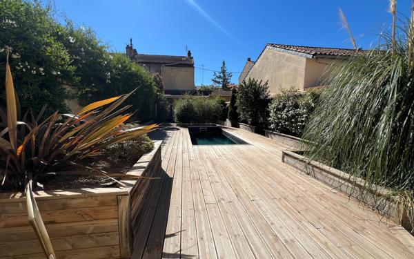 Maison à vendre    3 pièces • 74 m2 Avignon
