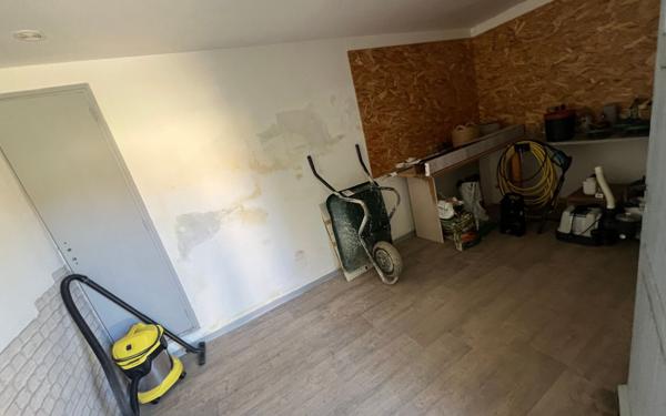 Maison à vendre    3 pièces • 74 m2 Avignon
