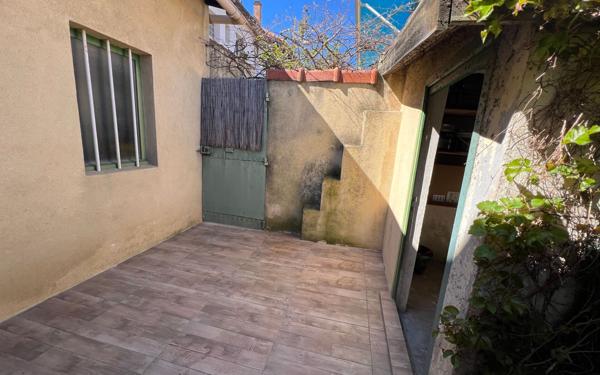 Maison à vendre    3 pièces • 74 m2 Avignon