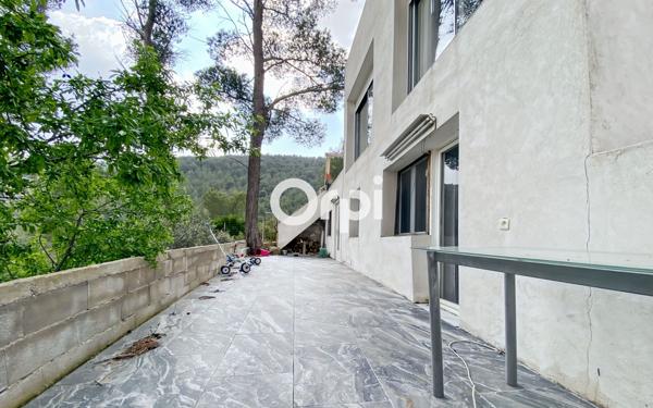 Maison à vendre    10 pièces • 274 m2 Marseille 11