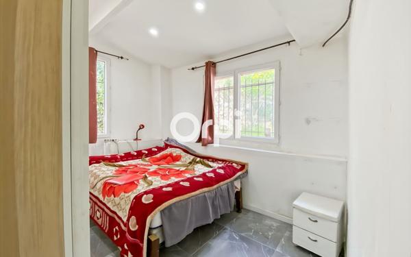 Maison à vendre    10 pièces • 274 m2 Marseille 11