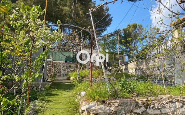 Maison à vendre    10 pièces • 274 m2 Marseille 11