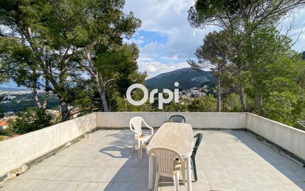 Maison à vendre    10 pièces • 274 m2 Marseille 11