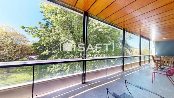 T6 TRAVERSANT SANS VIS A VIS  MAGNIFIQUE VUE GARAGE ET CAVE