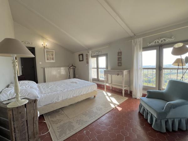 Vaison-la-Romaine (84110) Perle rare au cœur de Séguret : entre sérénité et vue panoramique d’exception