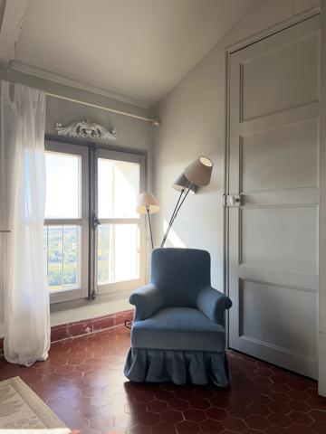 Vaison-la-Romaine (84110) Perle rare au cœur de Séguret : entre sérénité et vue panoramique d’exception