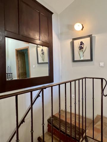 Vaison-la-Romaine (84110) Perle rare au cœur de Séguret : entre sérénité et vue panoramique d’exception