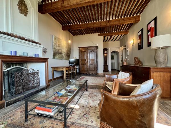 Vaison-la-Romaine (84110) Perle rare au cœur de Séguret : entre sérénité et vue panoramique d’exception