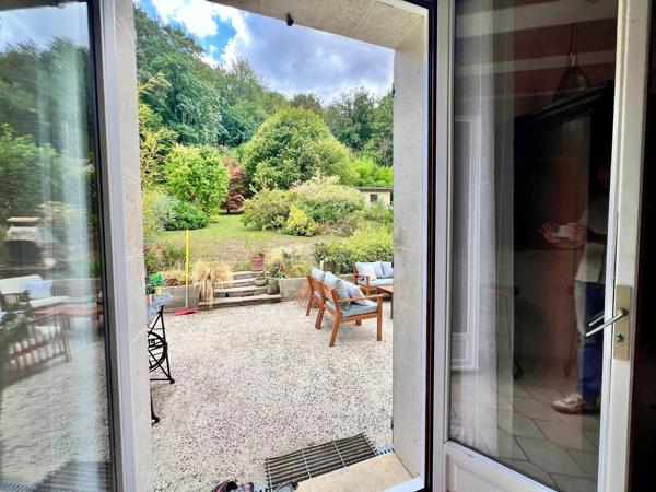 Belle et grande maison de 150 m² avec 5 chambres et sous-sol total