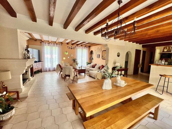Belle et grande maison de 150 m² avec 5 chambres et sous-sol total