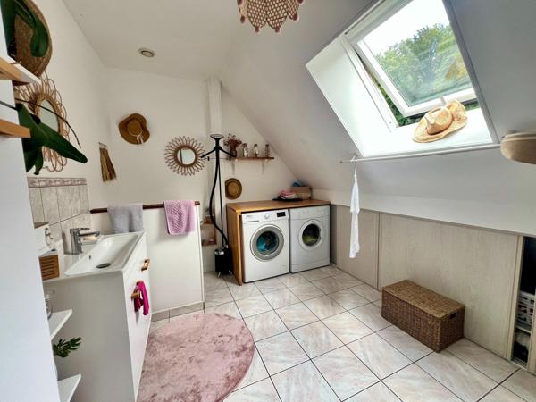 Belle et grande maison de 150 m² avec 5 chambres et sous-sol total