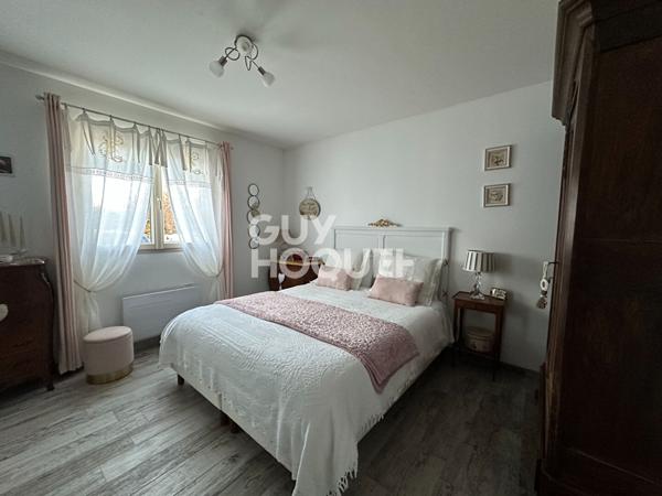 10 MN DE CARCASSONNE Villa 4 chambres, studio indépendant, double garage, piscine sur terrain de 1110m²