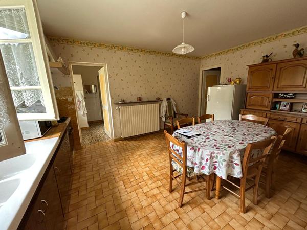 BRIOUX SUR BOUTONNE MAISON DE CAMPAGNE 5 CHAMBRES, Chef boutonne 79110