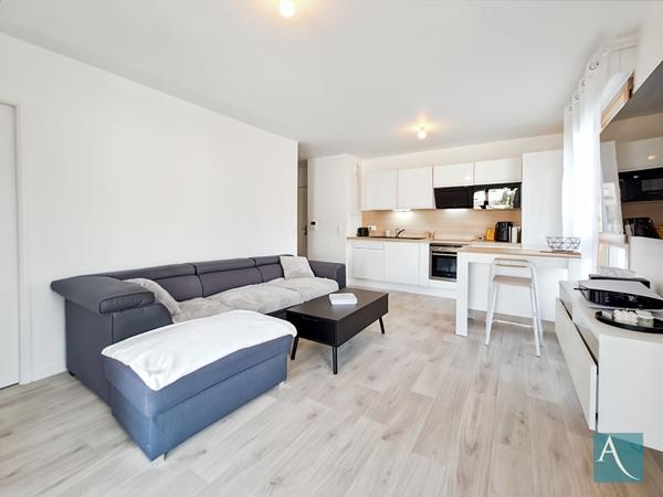 Appartement T2 2024 de 42 m² dans la résidence "Recto Verso" à Arpajon + 1 parking
