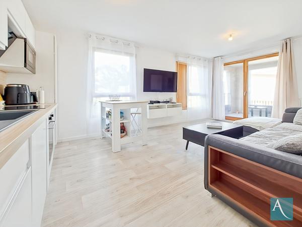 Appartement T2 2024 de 42 m² dans la résidence "Recto Verso" à Arpajon + 1 parking