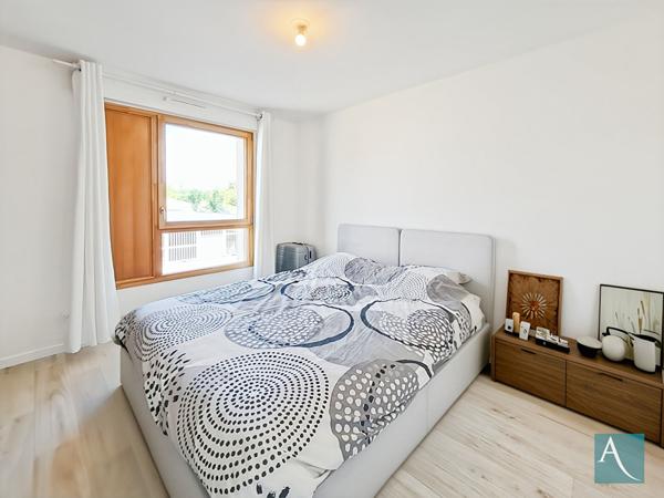 Appartement T2 2024 de 42 m² dans la résidence "Recto Verso" à Arpajon + 1 parking
