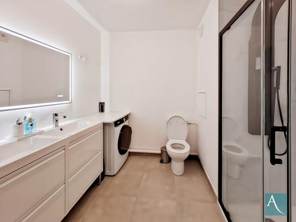 Appartement T2 2024 de 42 m² dans la résidence "Recto Verso" à Arpajon + 1 parking