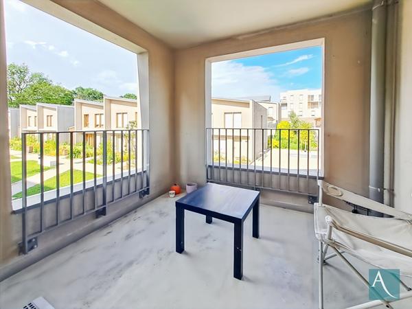 Appartement T2 2024 de 42 m² dans la résidence "Recto Verso" à Arpajon + 1 parking