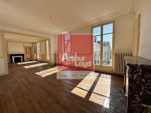 Bureaux 145m² à louer Troyes Centre ville