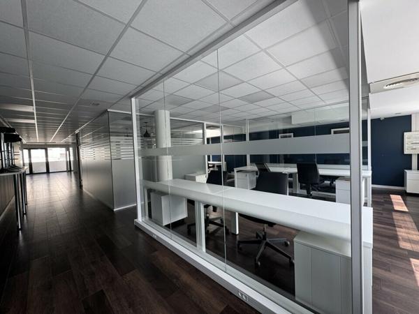 TOURS NORD BUREAUX COMMERCIAUX A VENDRE 351 M² AXE PASSANT POSSIBILITE LOCATION