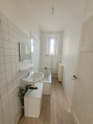 Location appartement Rennes : 758 € - AJP Immobilier Rennes Nord