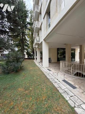 Appartement avec cave et parking