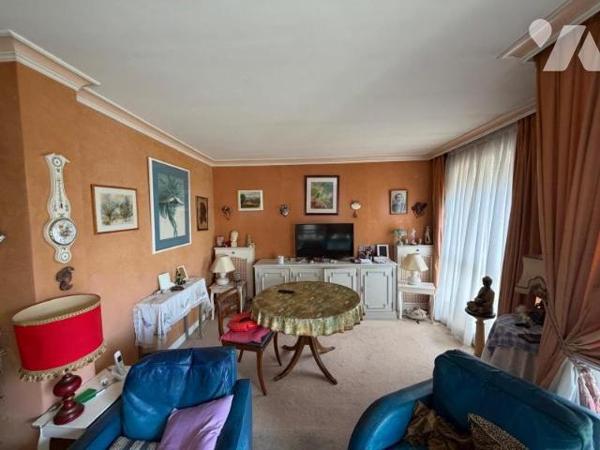Appartement avec cave et parking